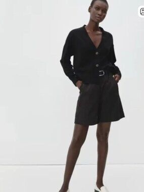 Everlane | The Cropped Cashmere Cardigan | Black | Medium